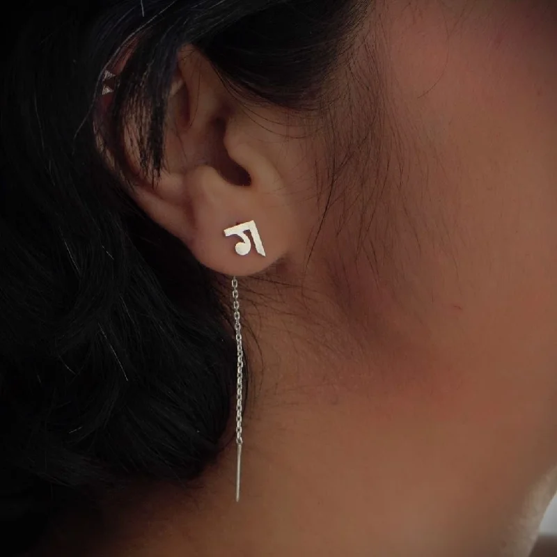 simple diamond earrings -ग (Ga) Sui Dhaaga