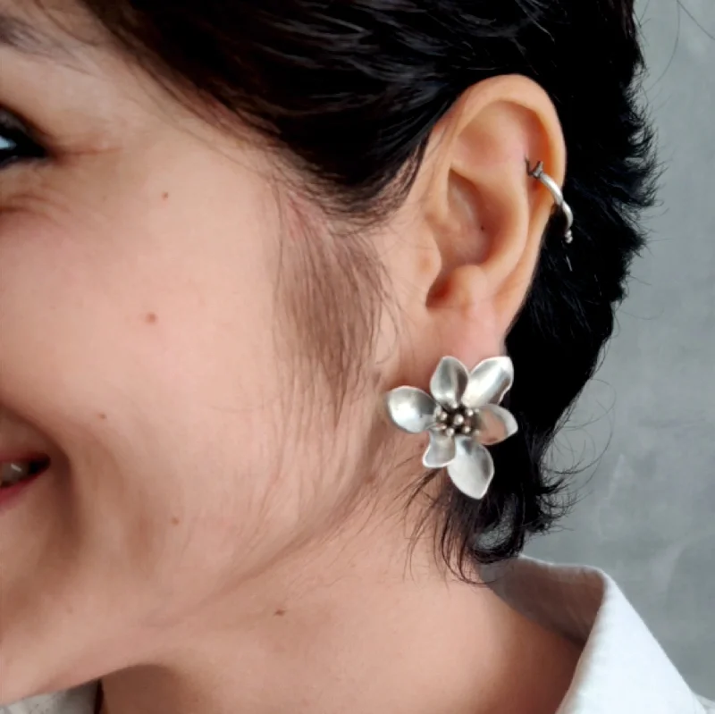 diamond drop earrings for women -Phool Earrings