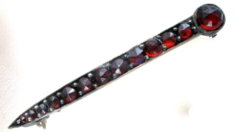 Victorian Bar Pin Brooch with Bohemian Garnets