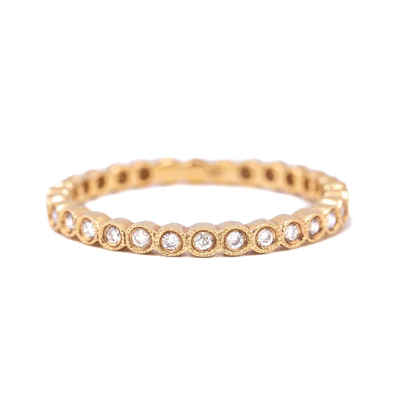 wedding bands for women -14kr Bezel Bubble Diamond Band