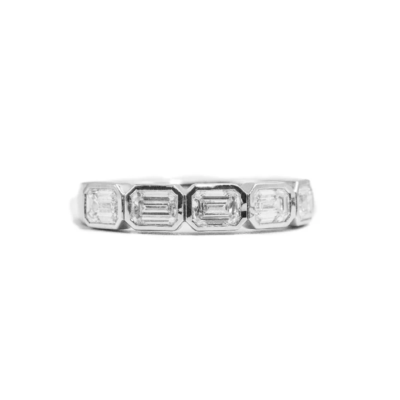 statement rings for women -14kw 1.21ctw Emerald-Cut Lab Grown Diamond Band