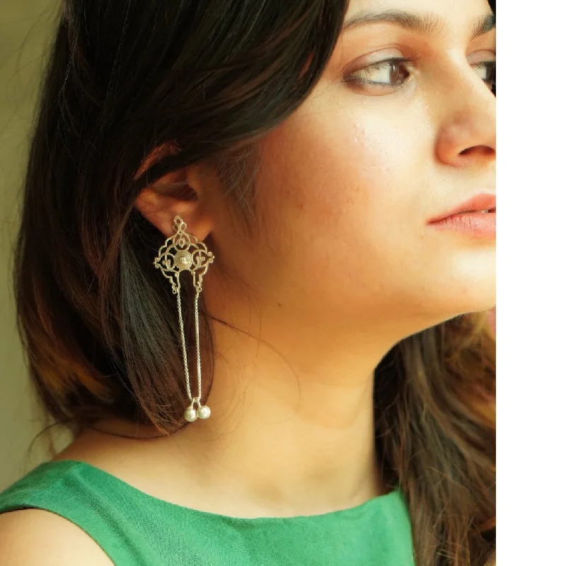 women's silver earrings -Dhwer Jaali Earrings