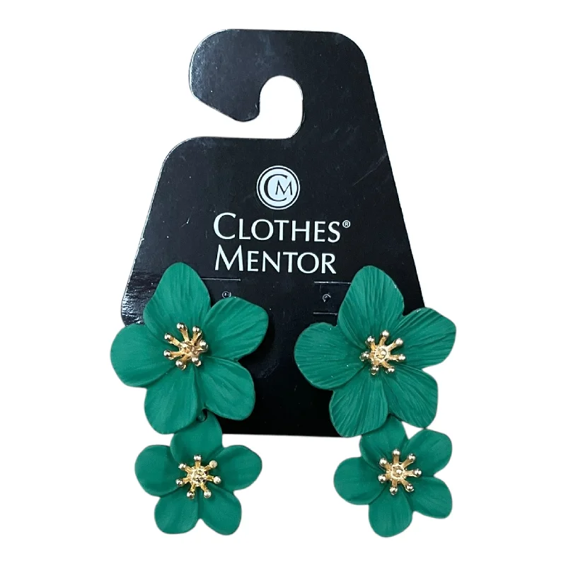 cluster earrings for women -Earrings Dangle/drop By Clothes Mentor