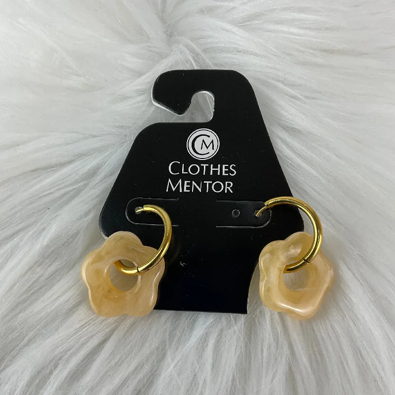 women's gold earrings -Earrings Dangle/drop By Clothes Mentor