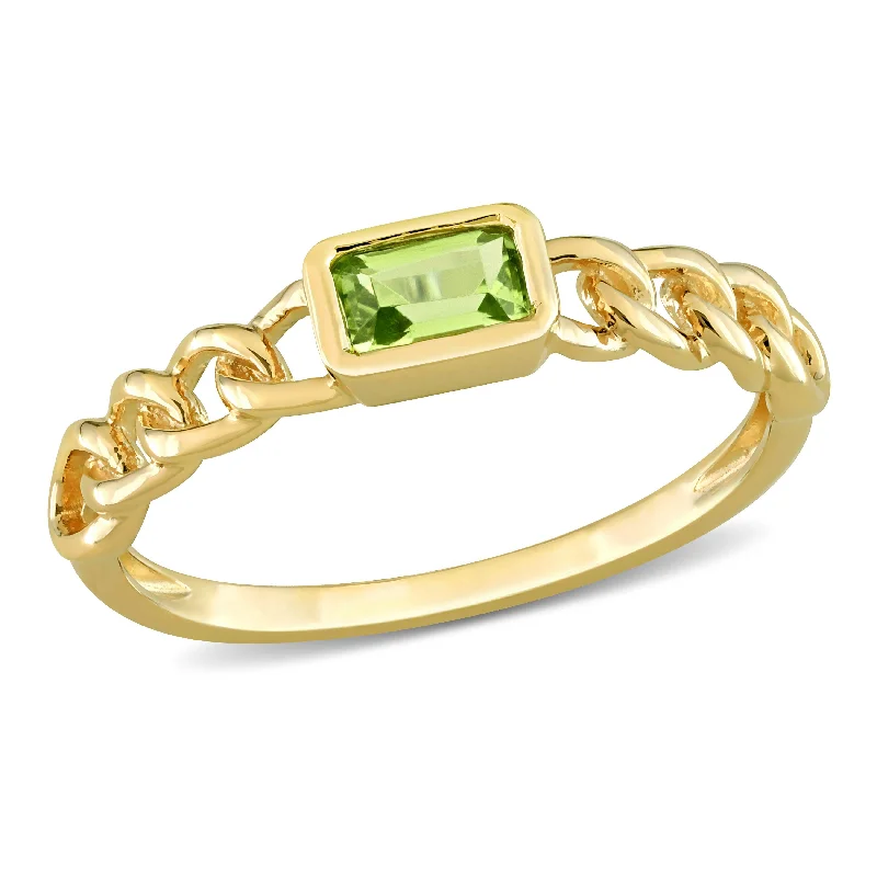 classic rings for women -Miadora 1/3ct TGW Octagon-cut Peridot Interlocking Design Ring in 14k Yellow Gold